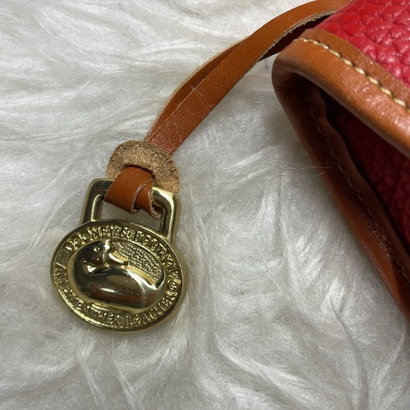 🌺 Dooney & Bourke belt bag / crossbody bag 🌺 - Picture 13 of 13